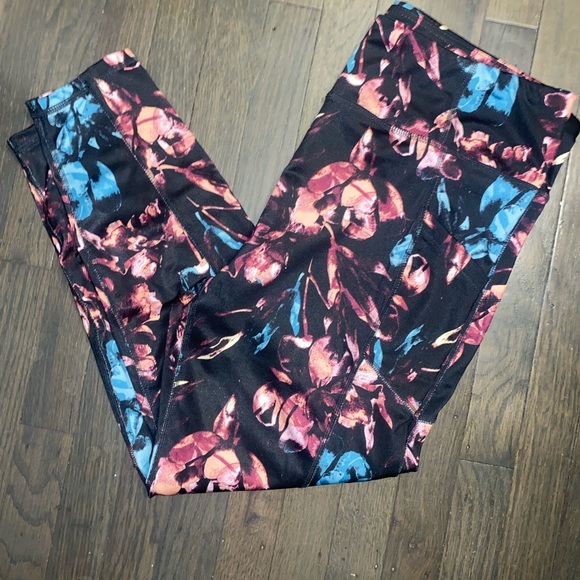 ❌SOLD❌Get 4 pr leggings size XL❌sold❌ - Picture 4 of 6